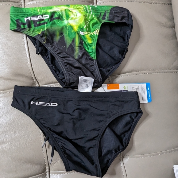 four back of men's swim suit - Picture 3 of 3